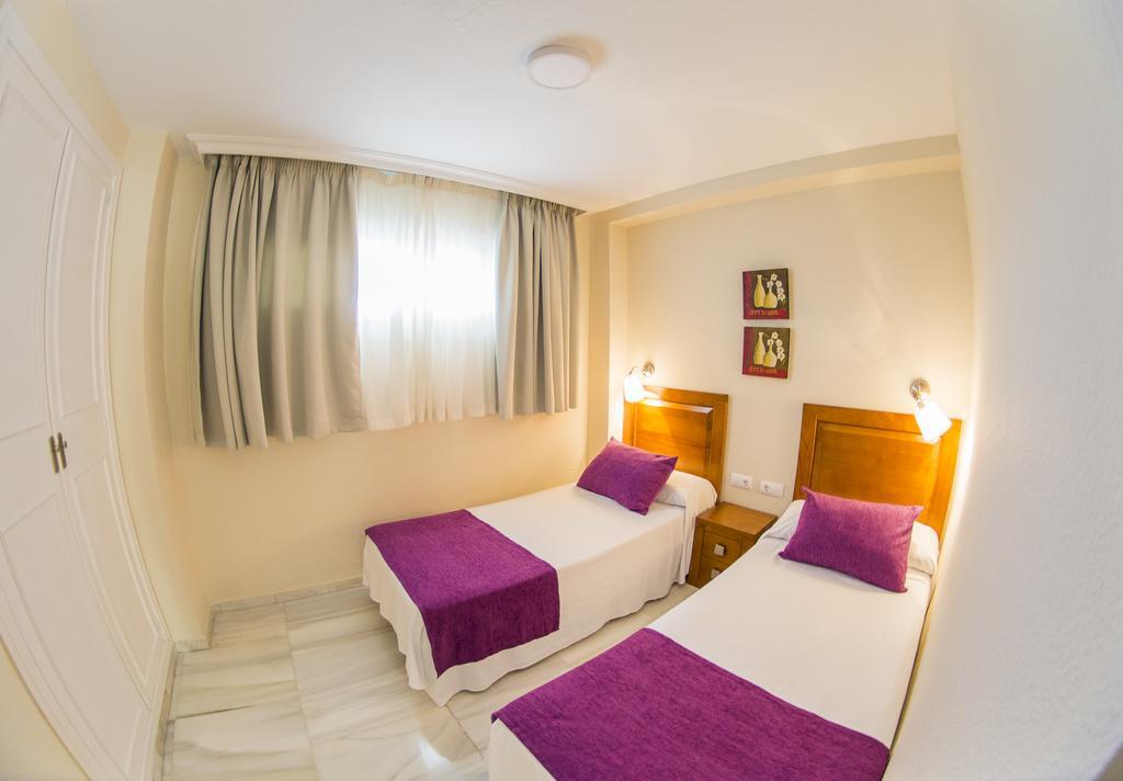 Apartamentos Fenix Beach Roquetas de Mar Exteriör bild