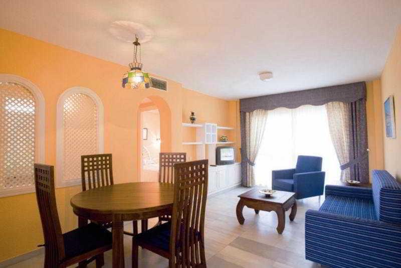 Apartamentos Fenix Beach Roquetas de Mar Exteriör bild